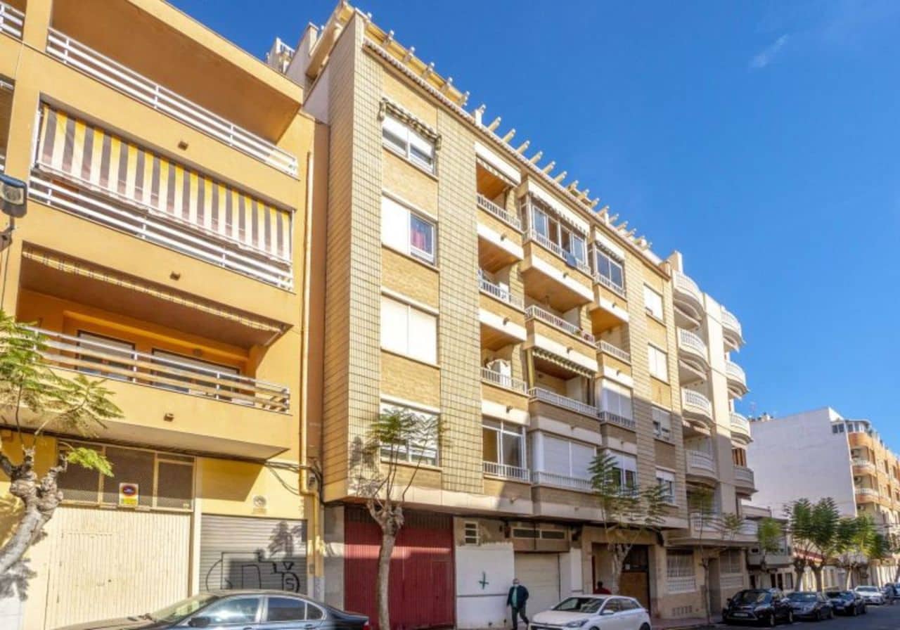 4 chambre Appartement à vendre à Torrevieja - 237 000 € (Ref: 6470857)