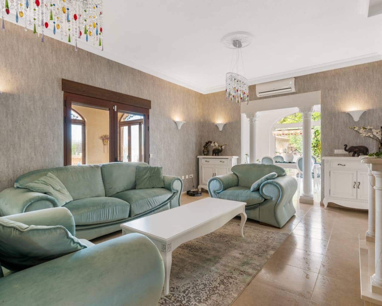 4 slaapkamer Villa te koop in Daya Vieja met zwembad - € 849.000 (Ref: 6709628)