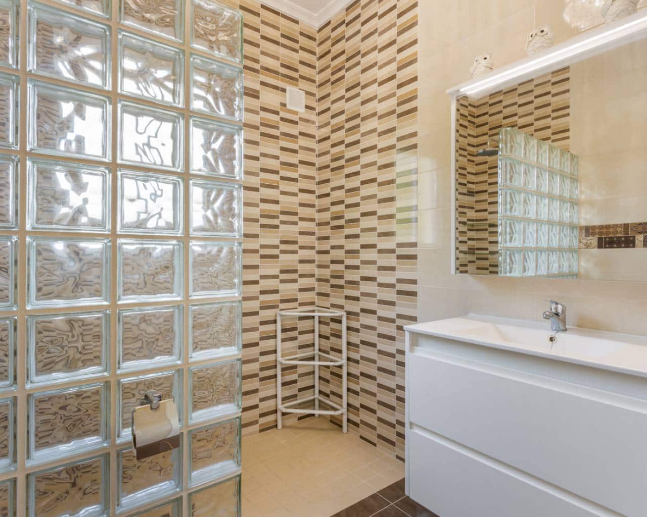 4 slaapkamer Villa te koop in Daya Vieja met zwembad - € 849.000 (Ref: 6709628)