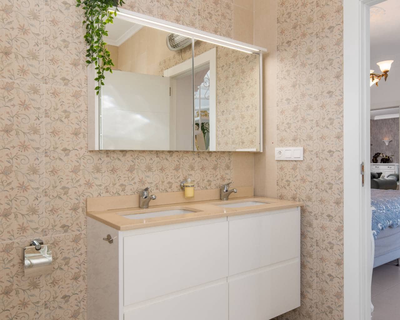 4 slaapkamer Villa te koop in Daya Vieja met zwembad - € 849.000 (Ref: 6709628)