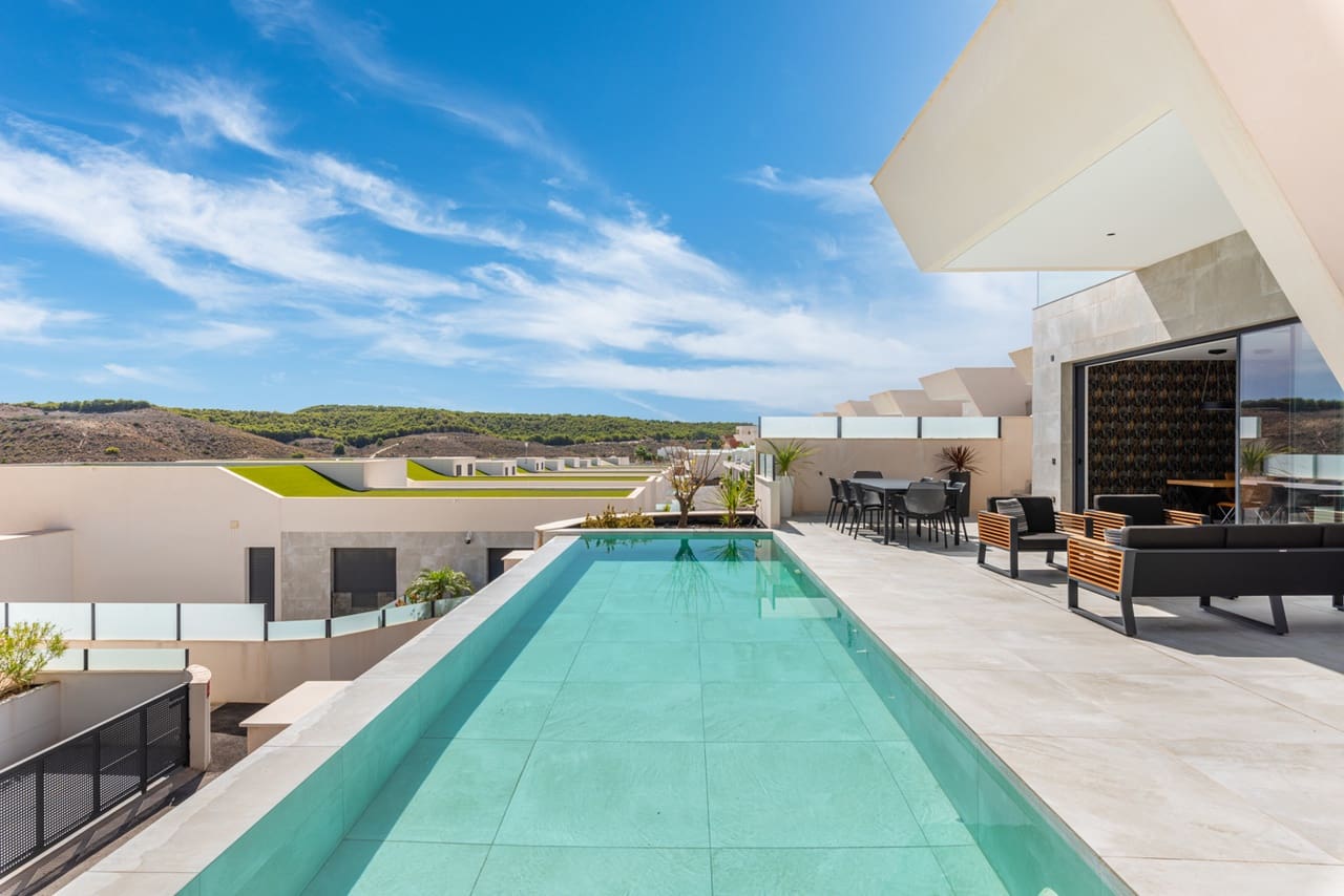 5 camera da letto Villa in vendita in Ciudad Quesada con piscina - 990.000 € (Rif: 7381410)