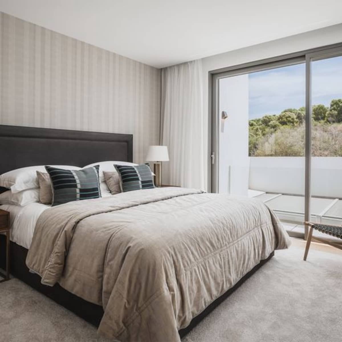 4 sypialnia Willa na sprzedaż w New Golden Mile z basenem - 2 250 000 € (Ref: 7706727)