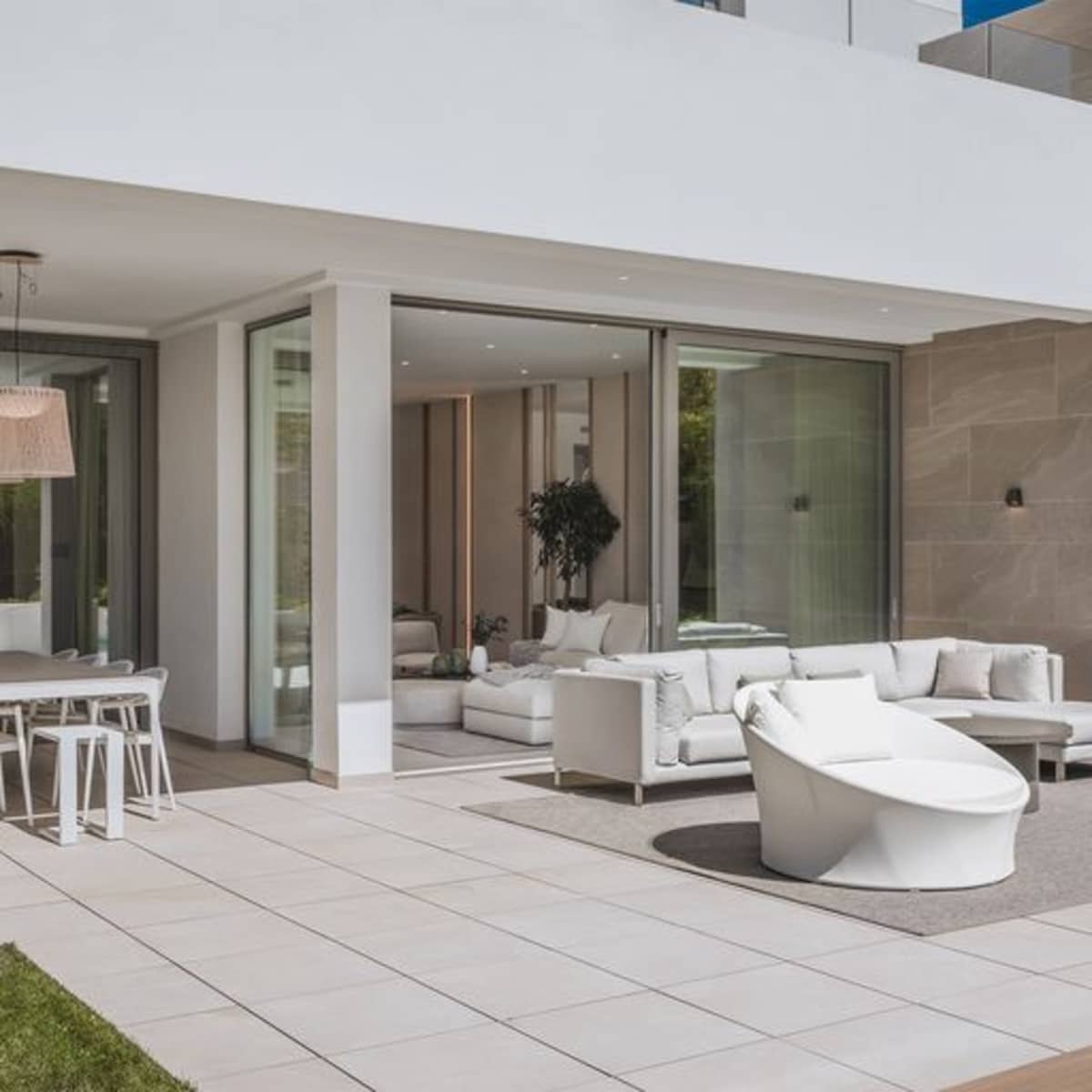 4 sypialnia Willa na sprzedaż w New Golden Mile z basenem - 2 250 000 € (Ref: 7706727)