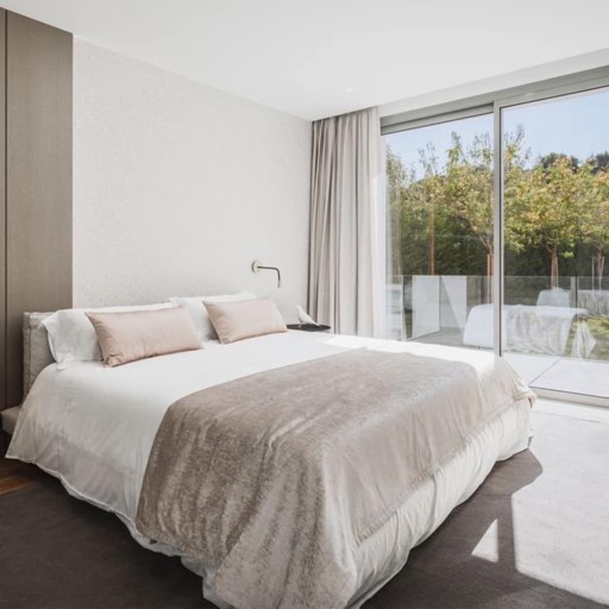 4 sypialnia Willa na sprzedaż w New Golden Mile z basenem - 2 250 000 € (Ref: 7706727)