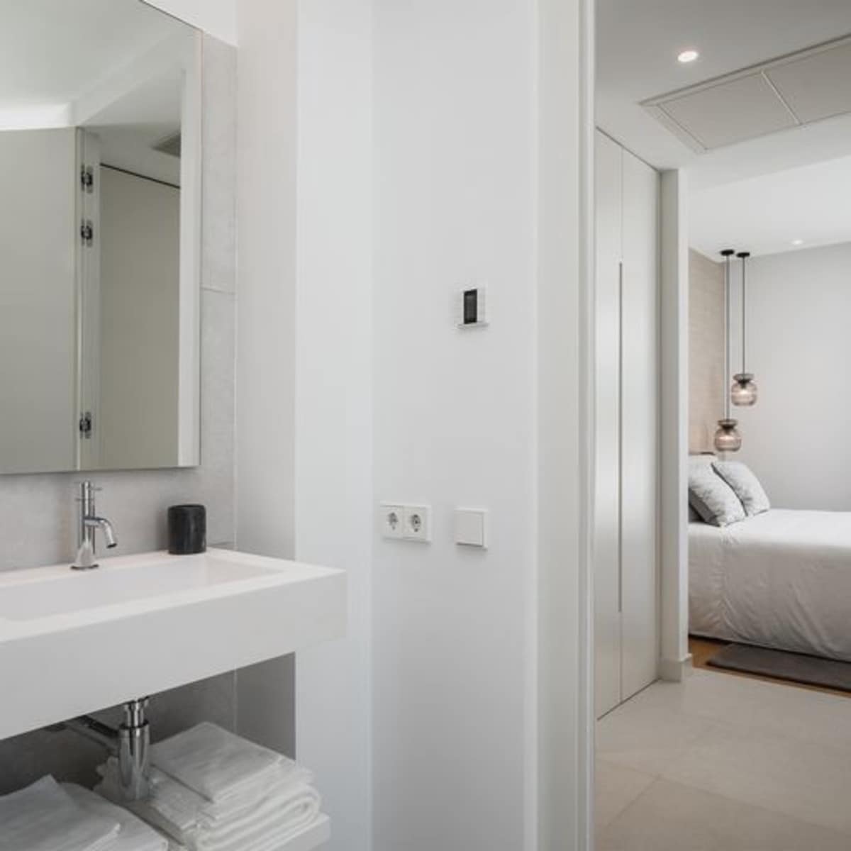 4 sypialnia Willa na sprzedaż w New Golden Mile z basenem - 2 250 000 € (Ref: 7706727)