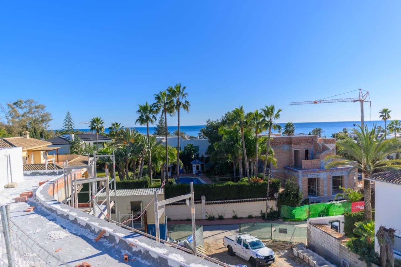 6 sypialnia Willa na sprzedaż w Marbella z basenem - 3 990 000 € (Ref: 7706778)