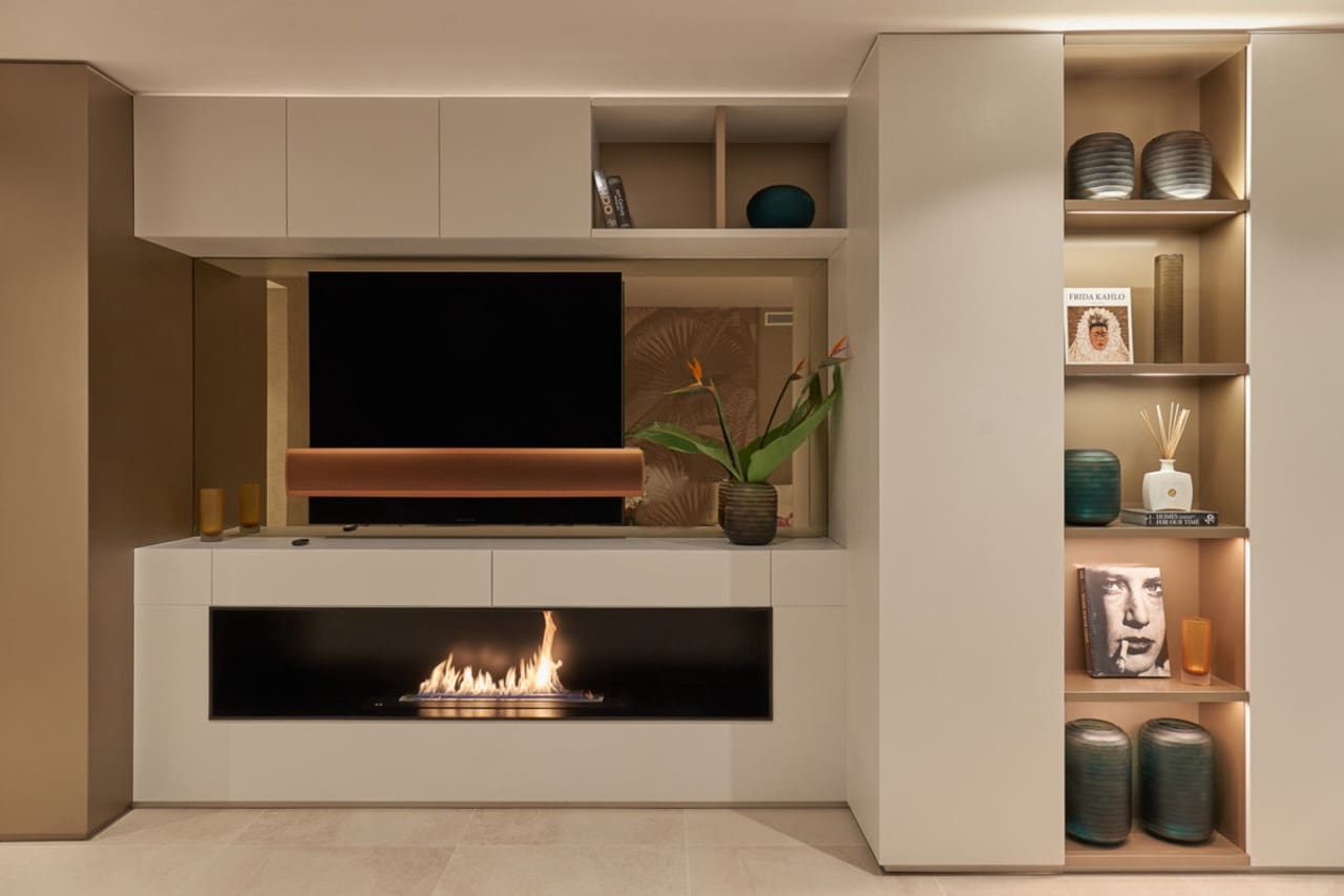 3 bedroom Apartment for sale in Marbella with pool - € 2,550,000 (Ref: 7706848)