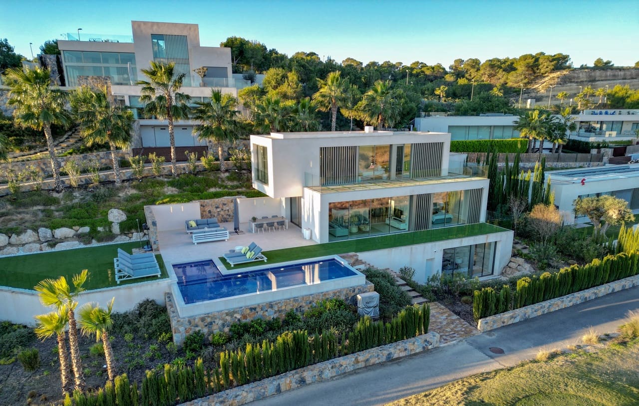 4 soveværelse Villa til salg i Las Colinas Golf med swimmingpool garage - € 1.830.000 (Ref: 7978079)