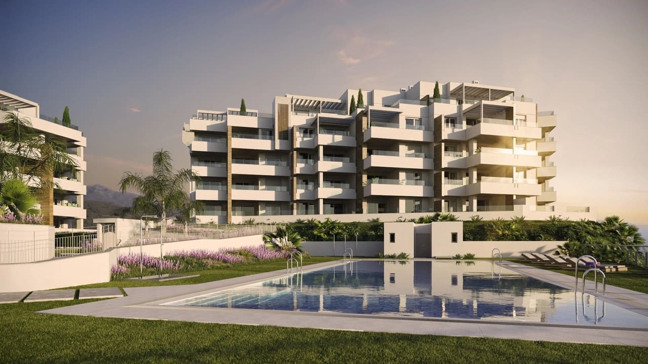 2 bedroom Apartment for sale in Nerja with pool garage - € 365,000 (Ref: 8011367)