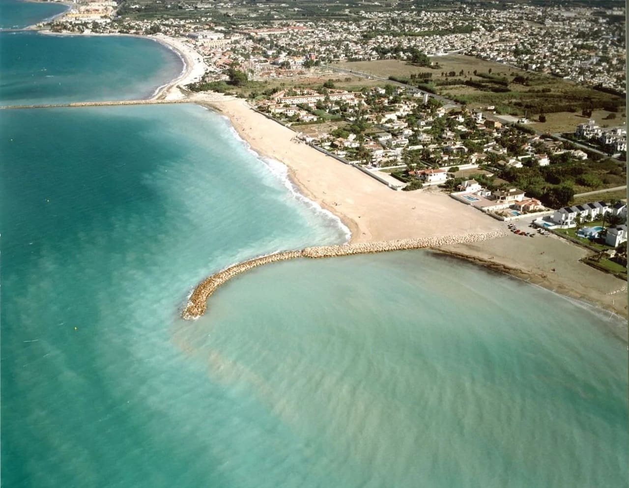 2 bedroom Townhouse for sale in Denia with pool garage - € 338,000 (Ref: 8110173)