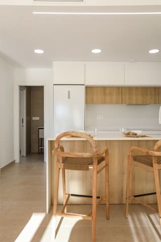 3 makuuhuone Huvila myytävänä paikassa Pilar de la Horadada ciudad, Pilar de la Horadada mukana uima-altaan 
autotalli - 469 000 € (Ref: 8123269)