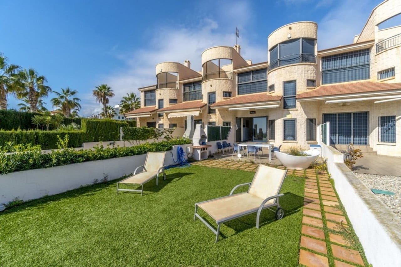 4 camera da letto Casa in vendita in Cabo Roig con piscina garage - 675.000 € (Rif: 8134404)