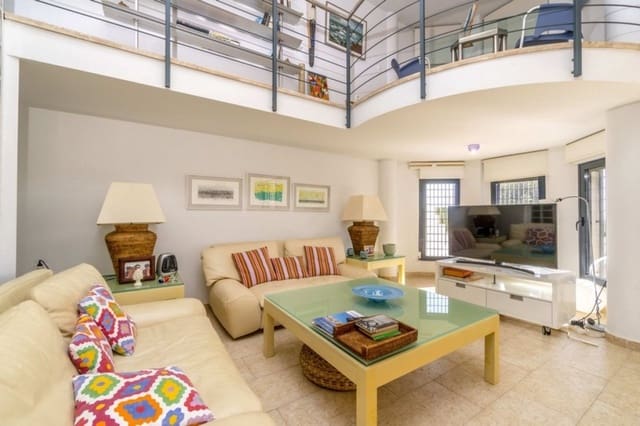 4 soverom Hus til salgs i Cabo Roig, Orihuela med svømmebasseng garasje - € 675 000 (Ref: 8134404)