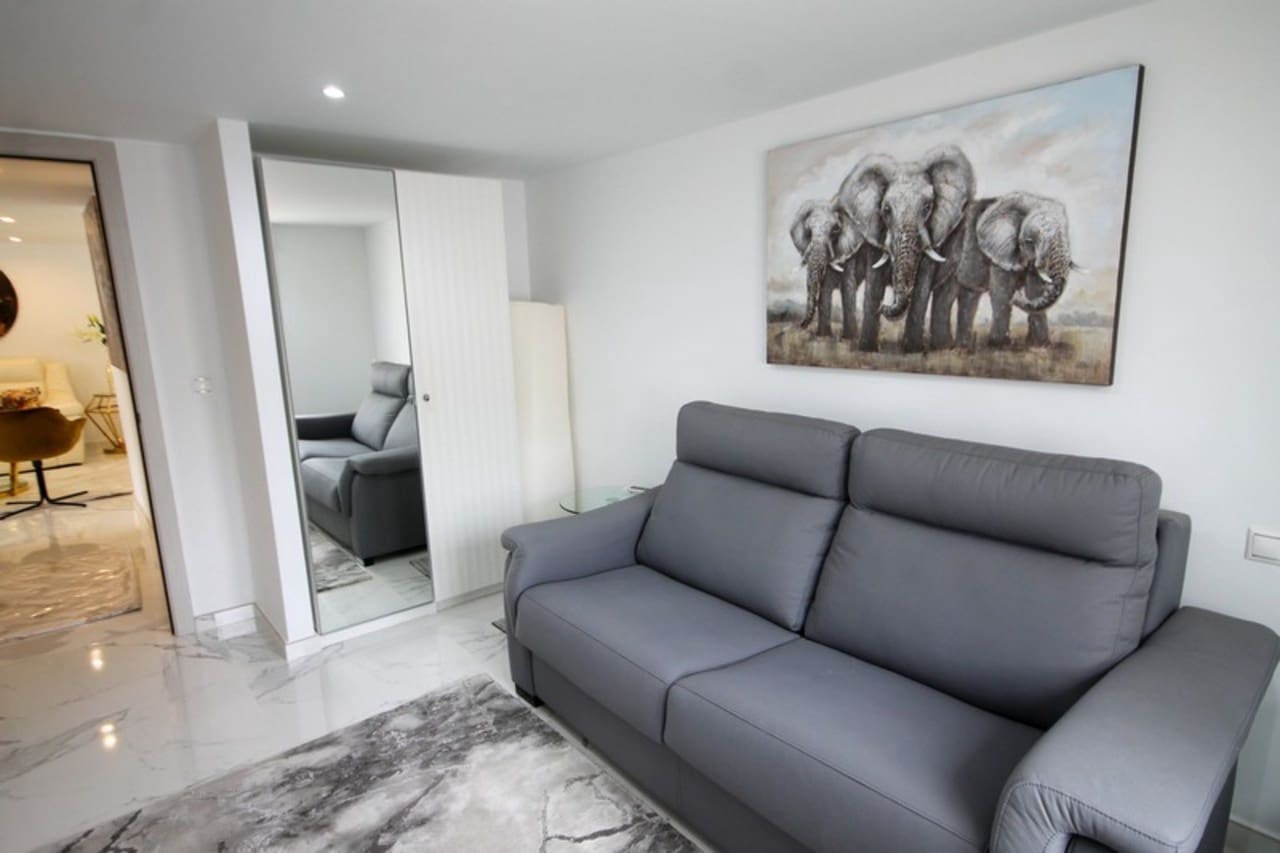 3 slaapkamer Villa te koop in Villamartin met zwembad garage - € 449.000 (Ref: 8188860)