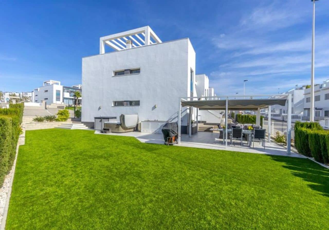 2 chambre Appartement à vendre à Torrevieja avec piscine - 285 000 € (Ref: 8249770)