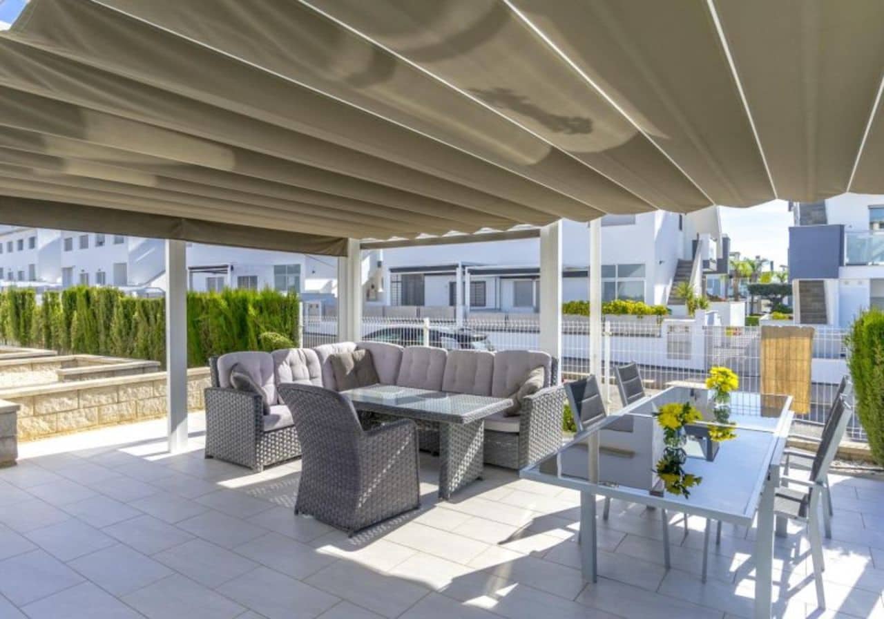 2 chambre Appartement à vendre à Torrevieja avec piscine - 285 000 € (Ref: 8249770)