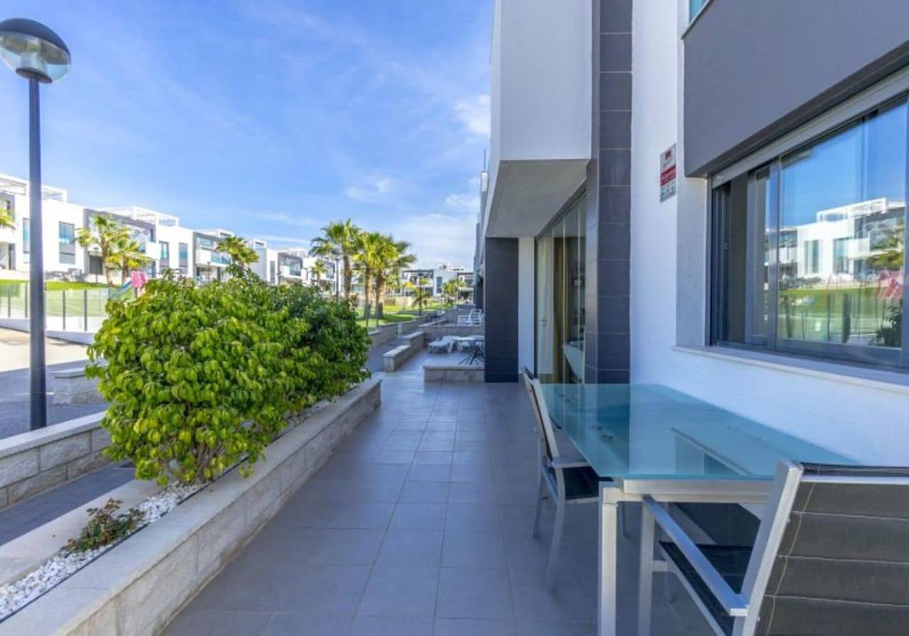 2 chambre Appartement à vendre à Torrevieja avec piscine - 285 000 € (Ref: 8249770)