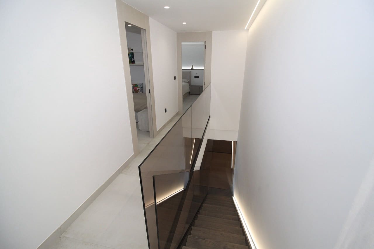 4 slaapkamer Villa te koop in San Pedro del Pinatar met zwembad garage - € 480.000 (Ref: 8249818)