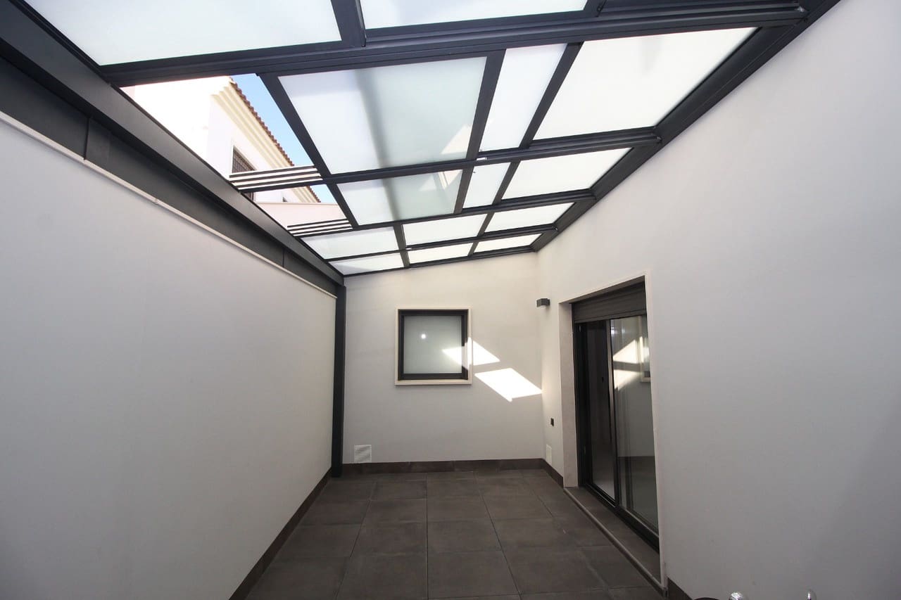 4 slaapkamer Villa te koop in San Pedro del Pinatar met zwembad garage - € 480.000 (Ref: 8249818)