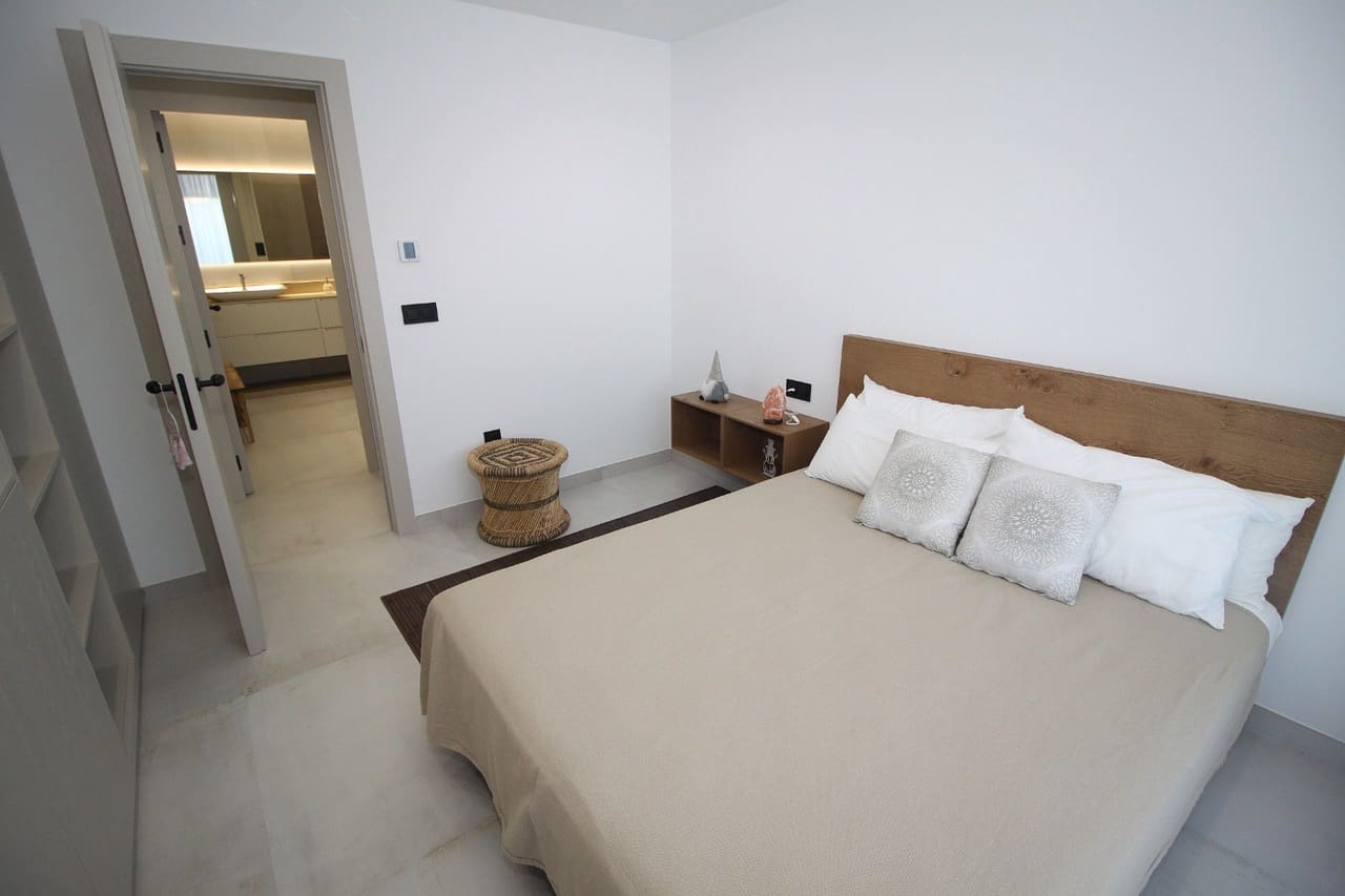 4 slaapkamer Villa te koop in San Pedro del Pinatar met zwembad garage - € 480.000 (Ref: 8249818)