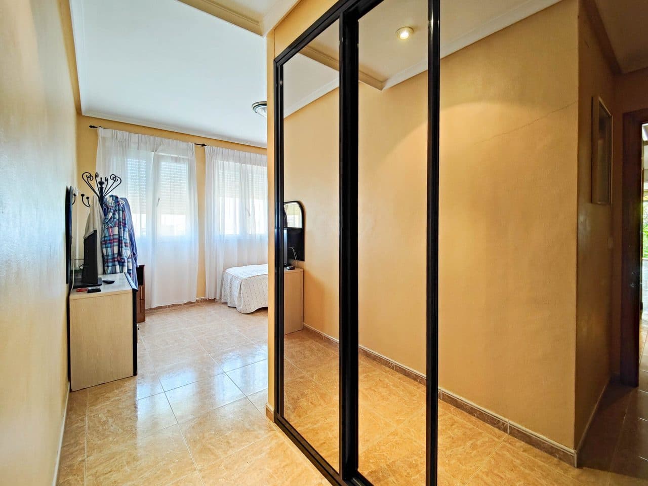 2 slaapkamer Villa te koop in Torrevieja met garage - € 469.000 (Ref: 8273971)