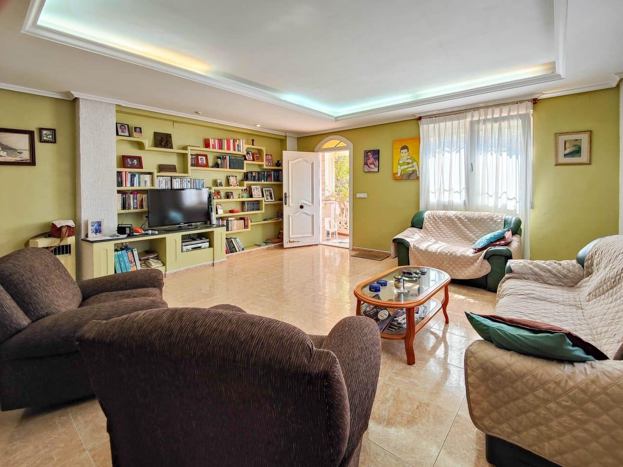 2 slaapkamer Villa te koop in Torrevieja met garage - € 469.000 (Ref: 8273971)