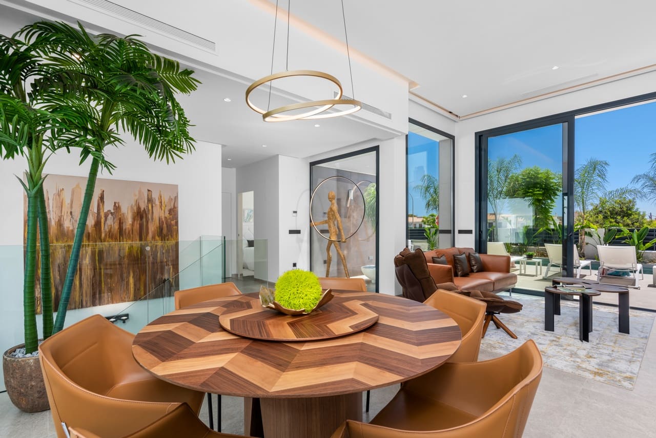 4 soveværelse Villa til salg i El Campello med swimmingpool - € 1.390.000 (Ref: 8475043)