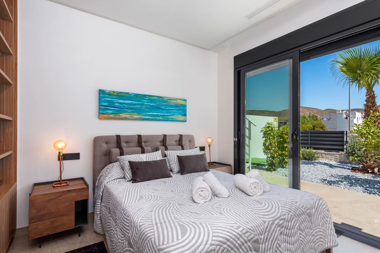 4 soveværelse Villa til salg i El Campello med swimmingpool - € 1.390.000 (Ref: 8475043)