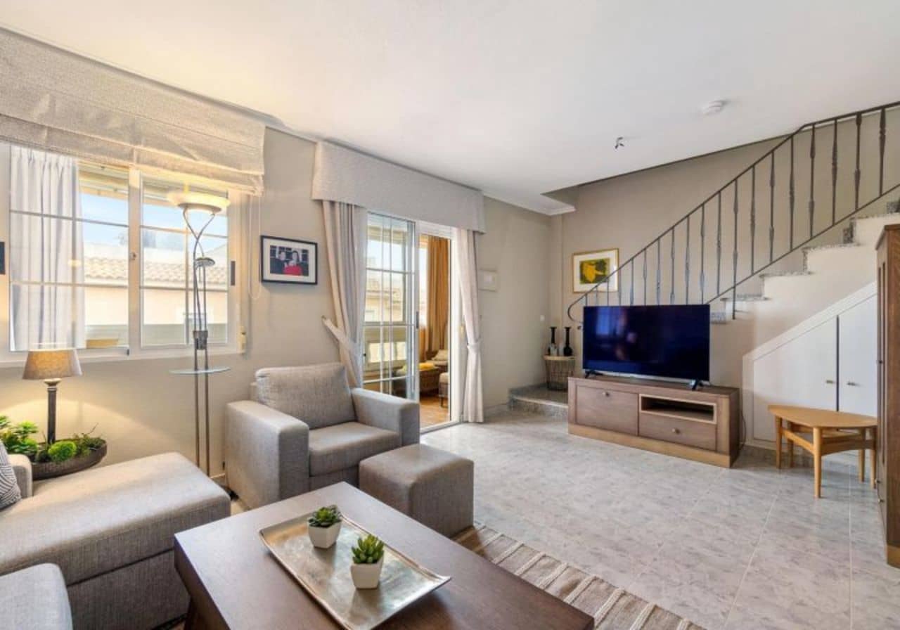 3 soverom Leilighet til salgs i Torrevieja med svømmebasseng - € 215 000 (Ref: 8508795)