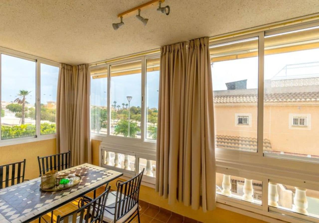 3 soverom Leilighet til salgs i Torrevieja med svømmebasseng - € 215 000 (Ref: 8508795)