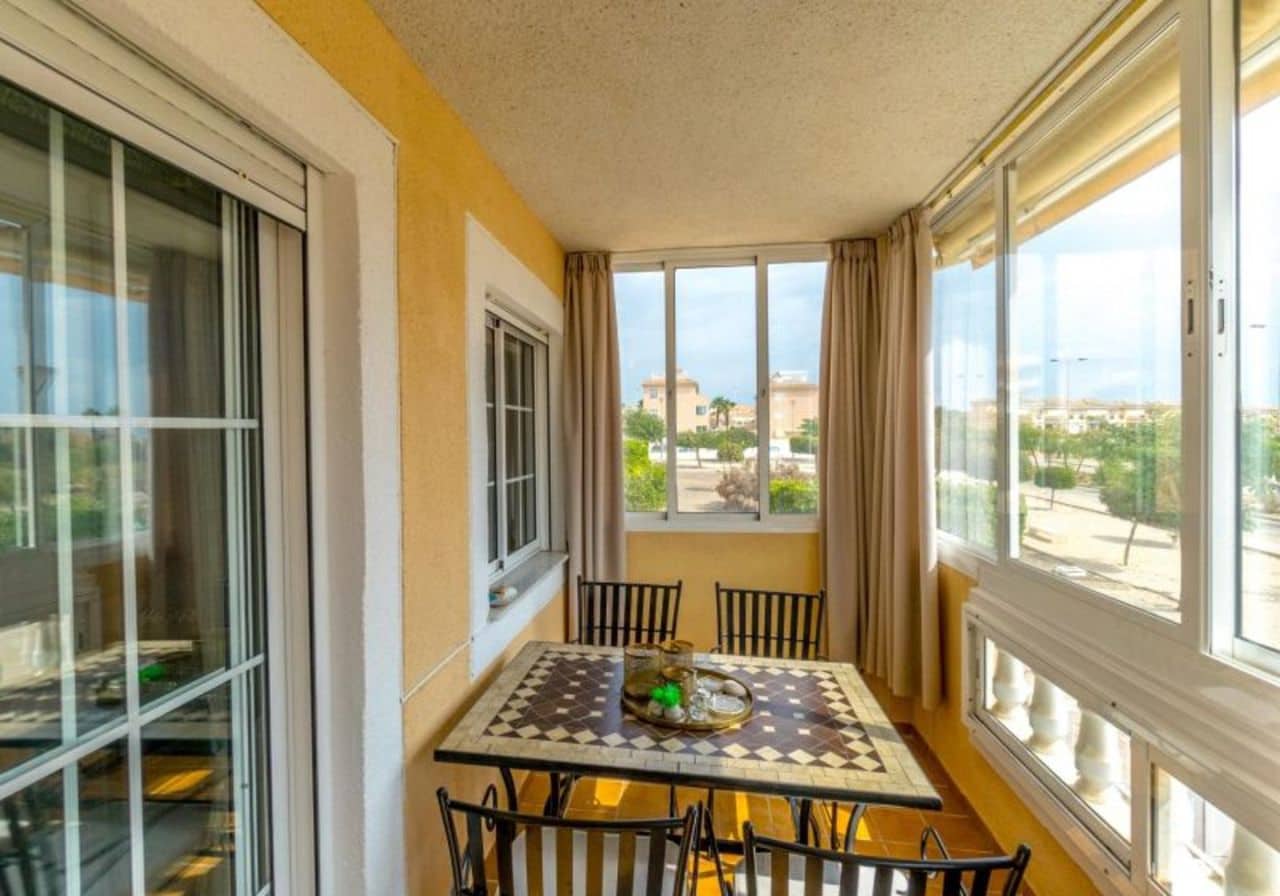 3 soverom Leilighet til salgs i Torrevieja med svømmebasseng - € 215 000 (Ref: 8508795)