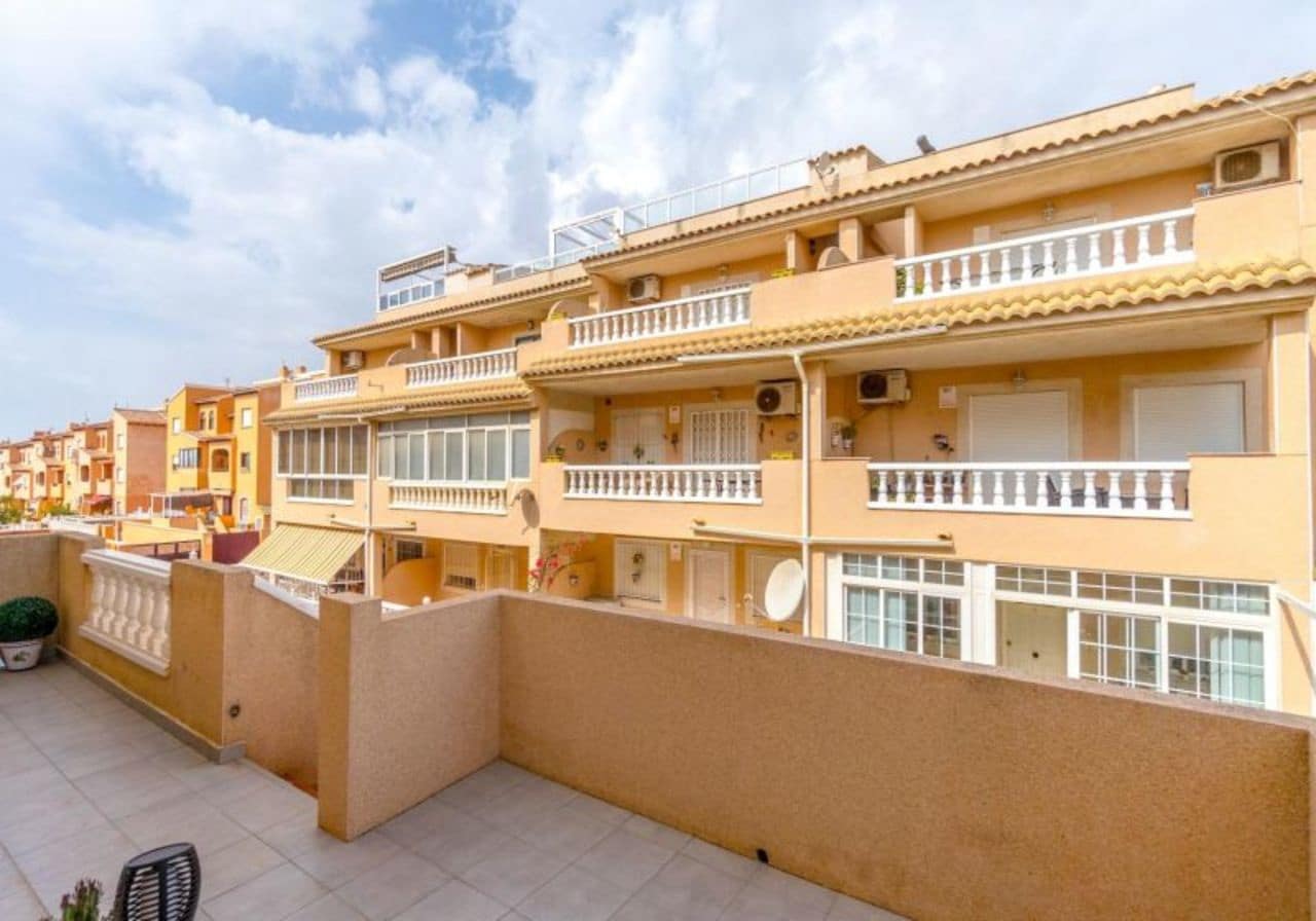3 soverom Leilighet til salgs i Torrevieja med svømmebasseng - € 215 000 (Ref: 8508795)