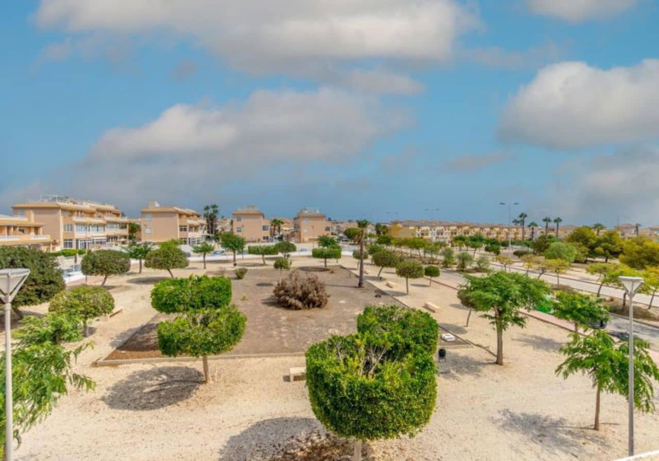 3 soverom Leilighet til salgs i Torrevieja med svømmebasseng - € 215 000 (Ref: 8508795)