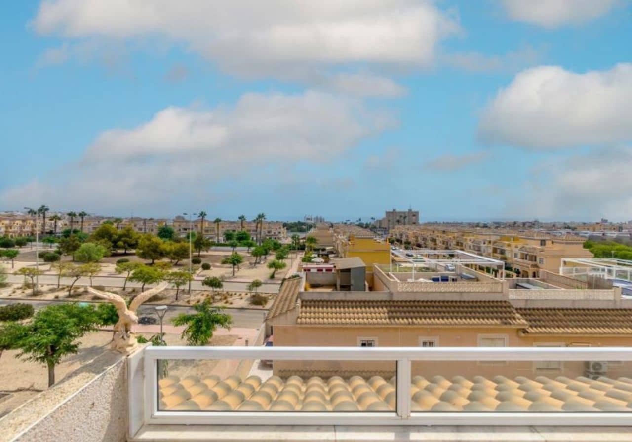 3 soverom Leilighet til salgs i Torrevieja med svømmebasseng - € 215 000 (Ref: 8508795)