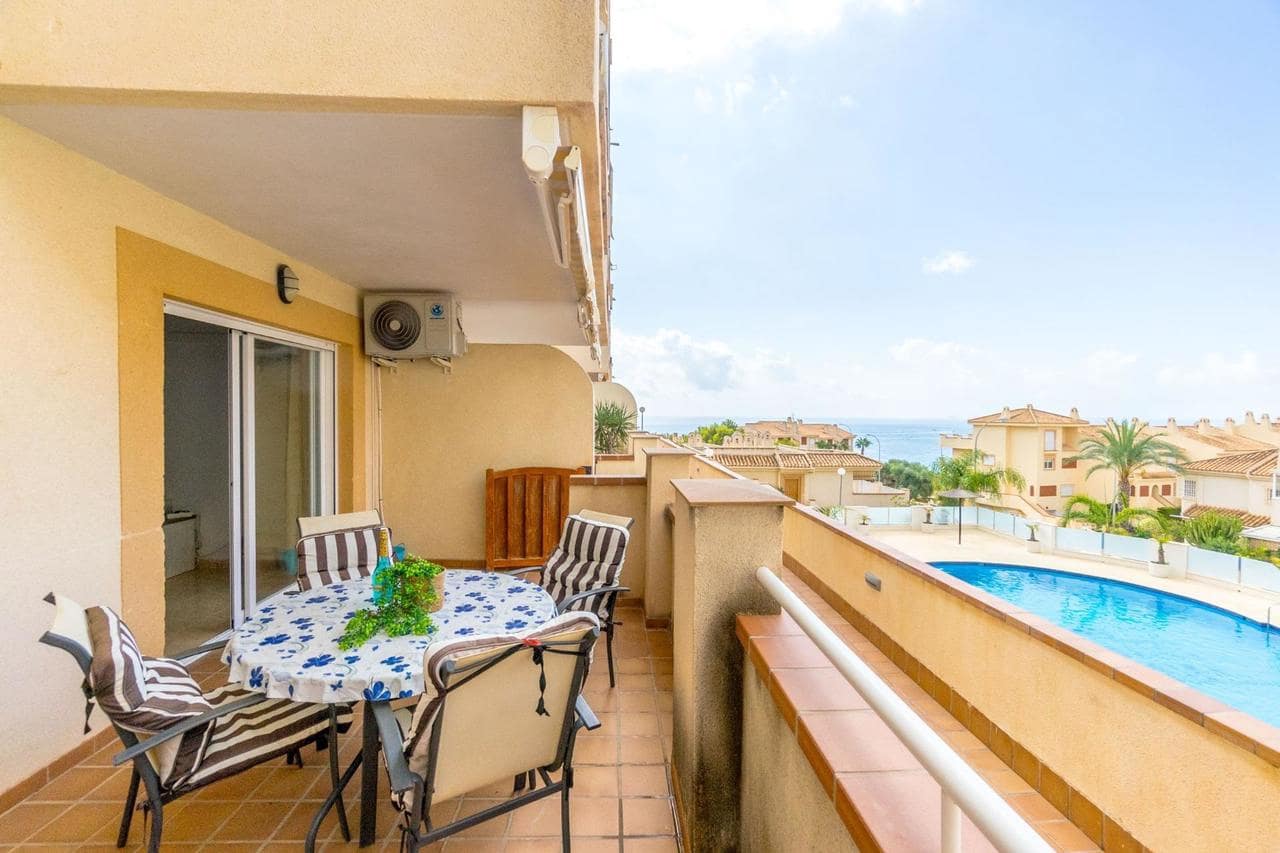 2 slaapkamer Appartement te koop in Cabo Roig met zwembad - € 245.000 (Ref: 8510036)