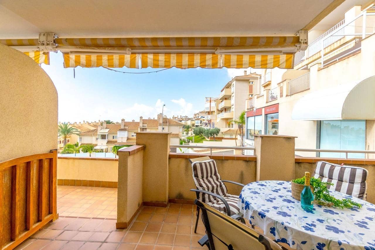2 slaapkamer Appartement te koop in Cabo Roig met zwembad - € 245.000 (Ref: 8510036)