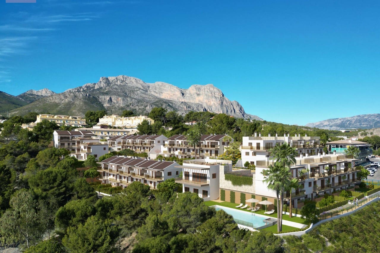 4 soverom Hus til salgs i La Nucia med svømmebasseng garasje - € 427 000 (Ref: 8511477)