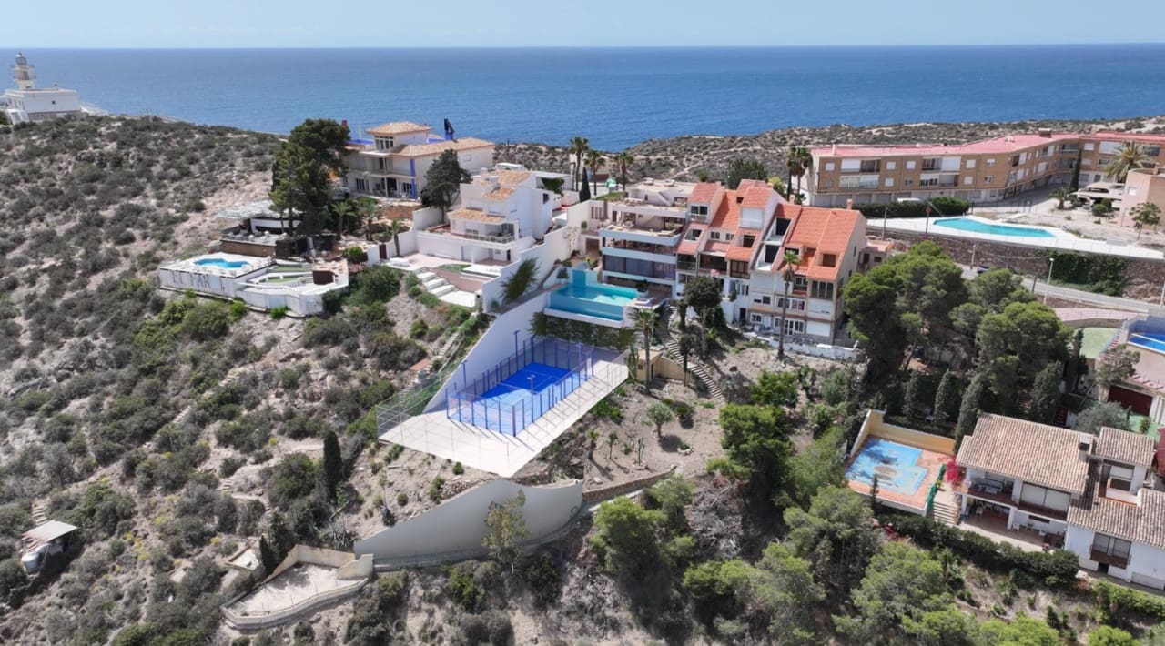 6 soverom Villa til salgs i Puerto de Mazarron med svømmebasseng garasje - € 1 700 000 (Ref: 8539552)