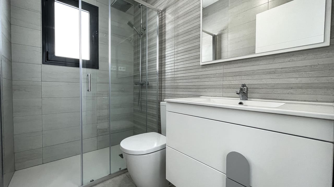 3 bedroom Villa for sale in Pinar de Campoverde with pool garage - € 422,500 (Ref: 8556615)