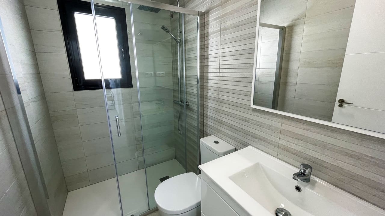 3 bedroom Villa for sale in Pinar de Campoverde with pool garage - € 422,500 (Ref: 8556615)