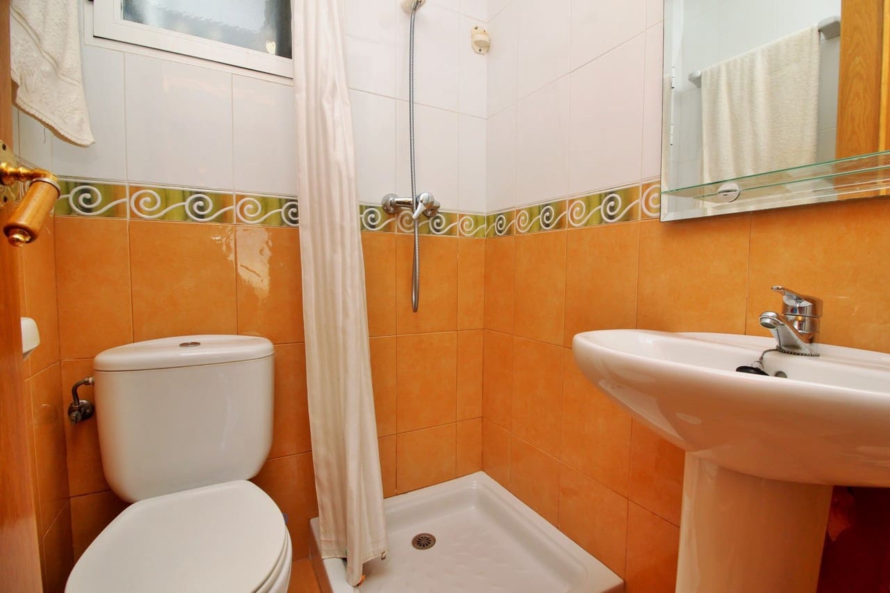 3 bedroom Apartment for sale in Cabo Roig with pool - € 399,950 (Ref: 8564615)