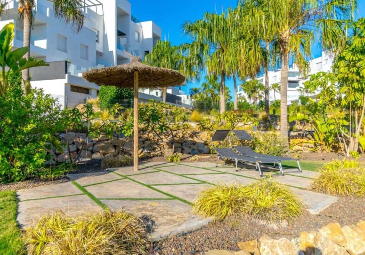 2 soverom Leilighet til salgs i Torrevieja med svømmebasseng - € 335 000 (Ref: 8601467)