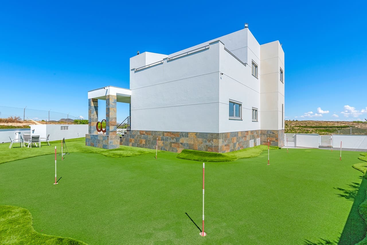 5 soveværelse Villa til salg i Torremendo med swimmingpool - € 1.695.000 (Ref: 8626536)