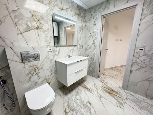 Huoneisto myytävänä paikassa El Molino, Torrevieja mukana uima-altaan - 150 000 € (Ref: 8690948)