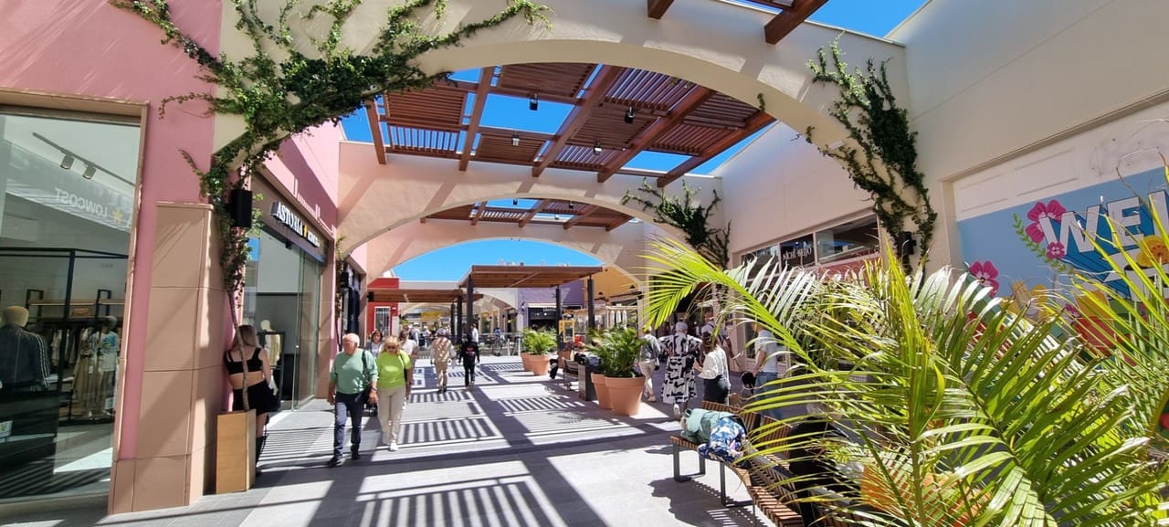 2 soveværelse Villa til salg i Villamartin med swimmingpool - € 259.000 (Ref: 8747137)