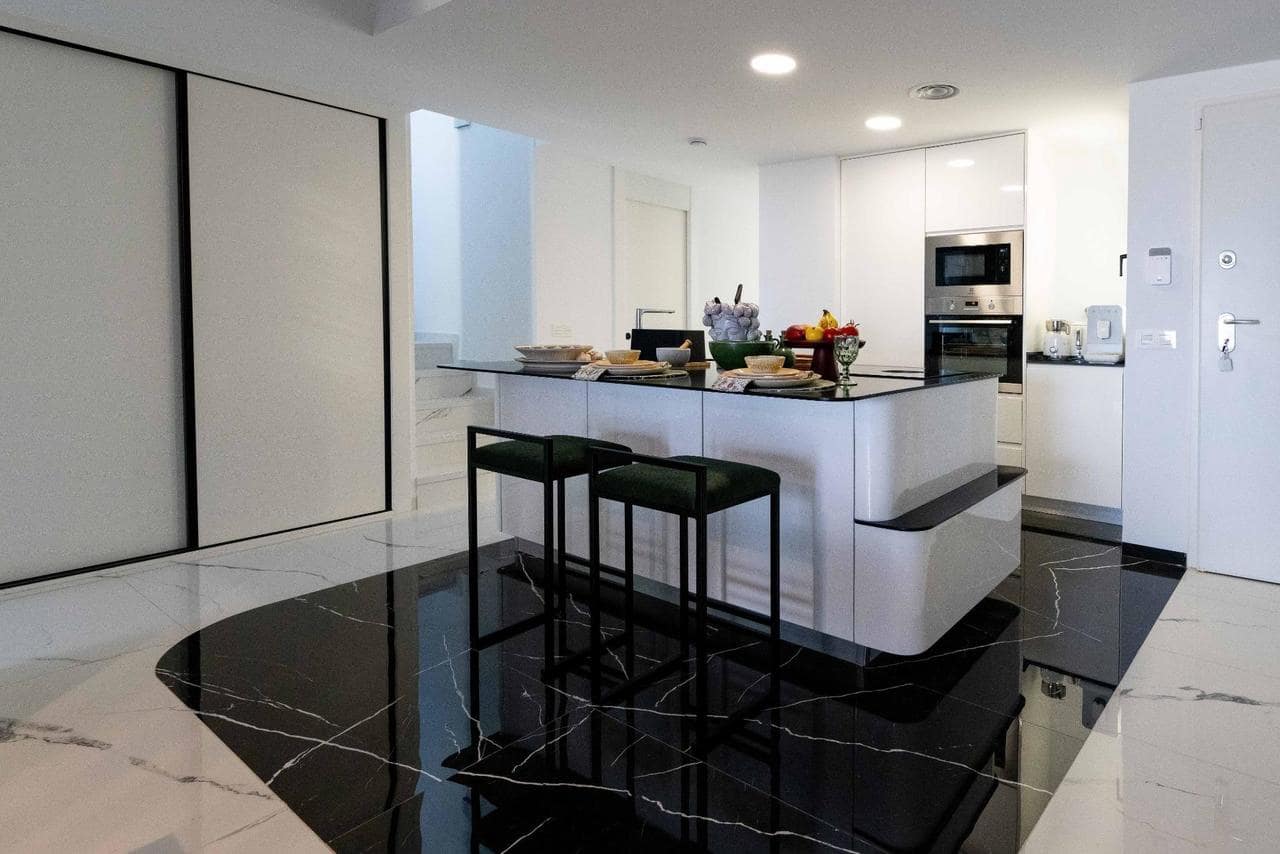 3 soveværelse Penthouse til salg i Gran Alacant med swimmingpool - € 549.000 (Ref: 8764722)