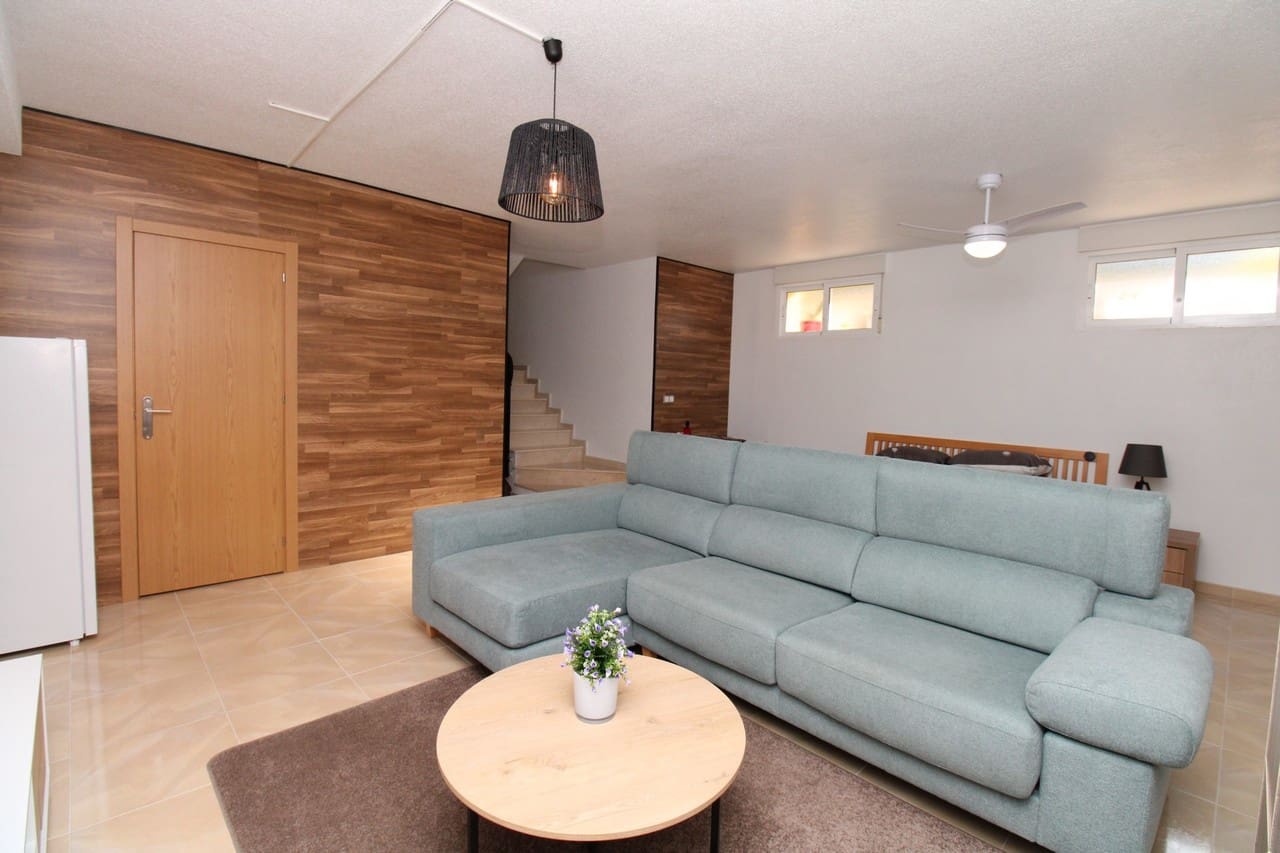 4 bedroom Townhouse for sale in San Miguel de Salinas with pool - € 239,995 (Ref: 8775929)