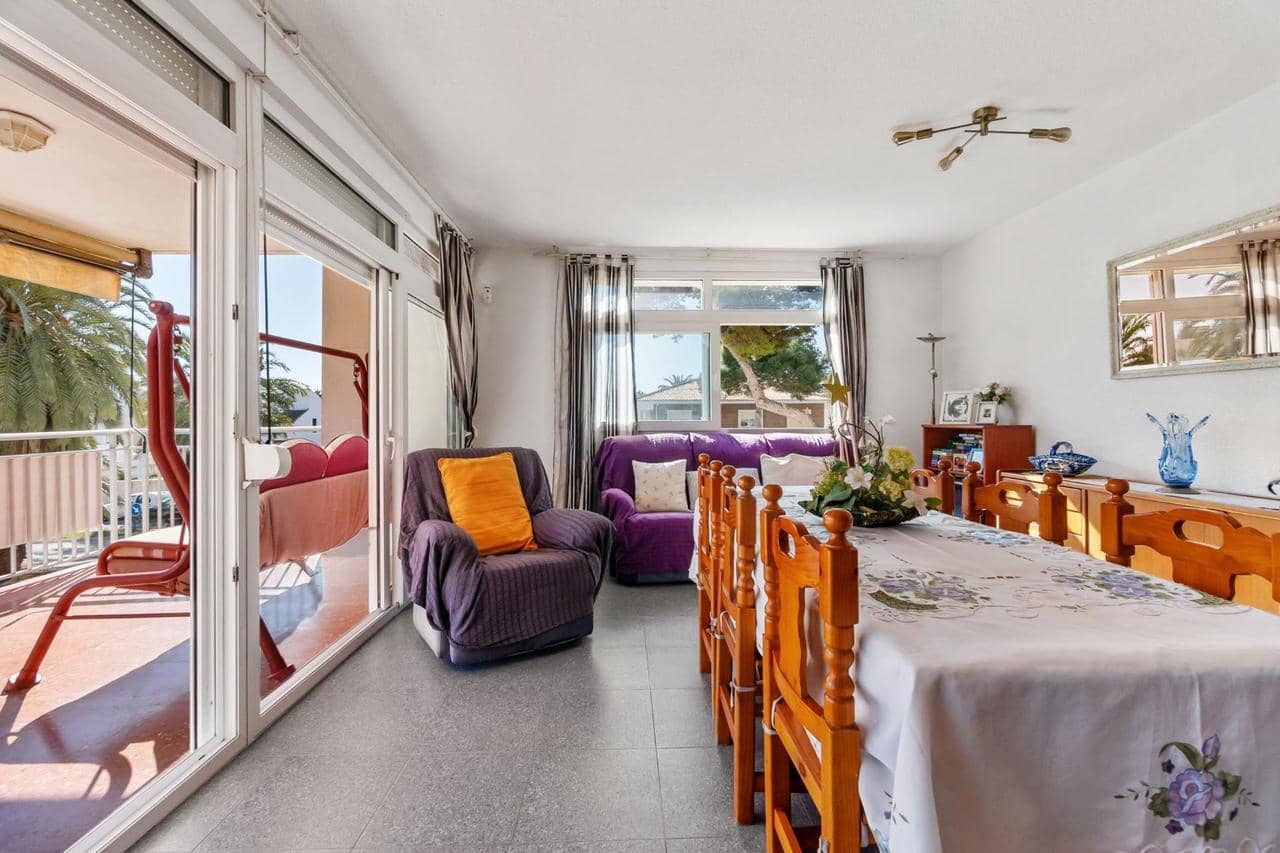 4 slaapkamer Appartement te koop in La Zenia met zwembad - € 299.000 (Ref: 8793324)