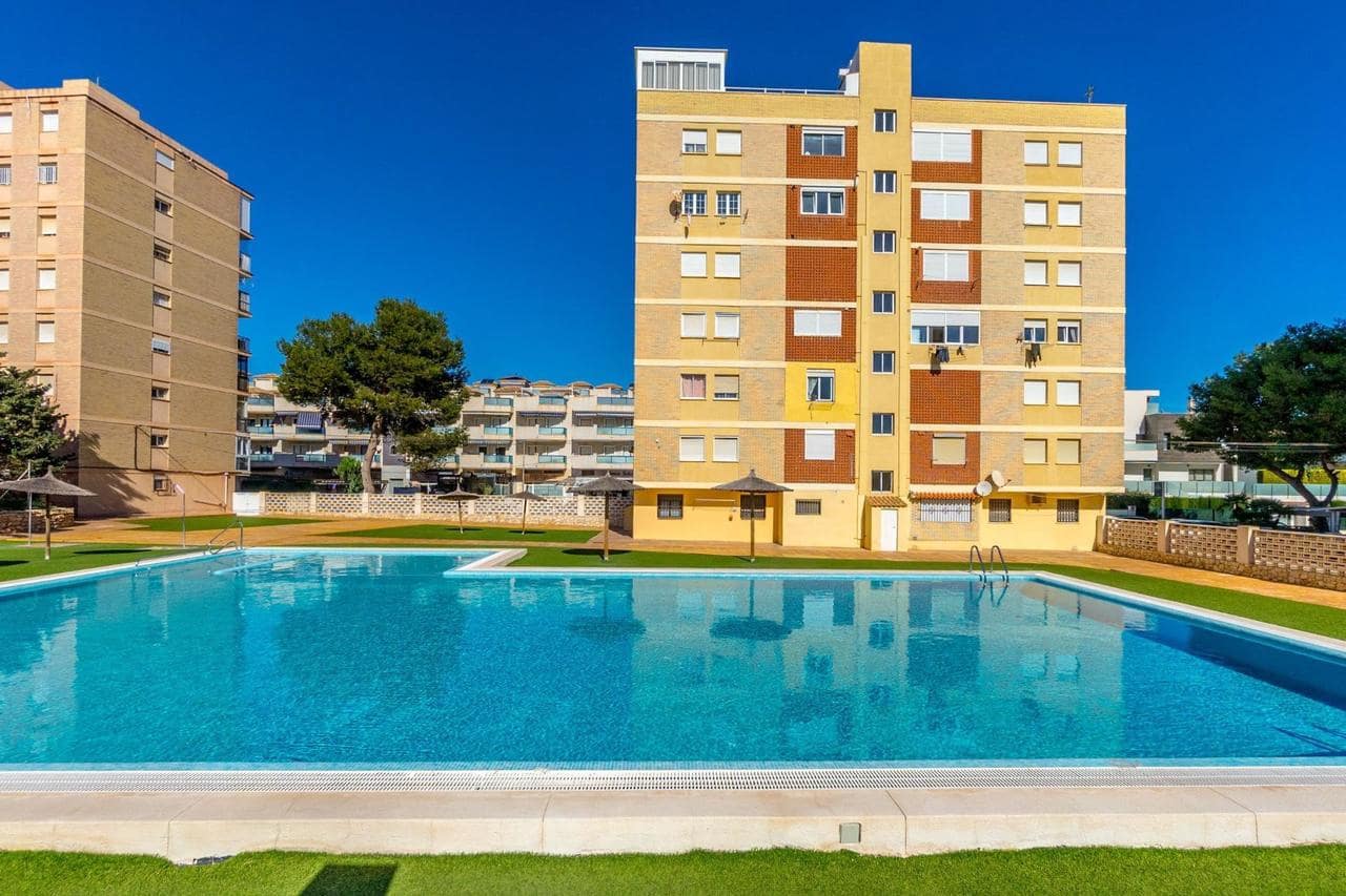 4 slaapkamer Appartement te koop in La Zenia met zwembad - € 299.000 (Ref: 8793324)