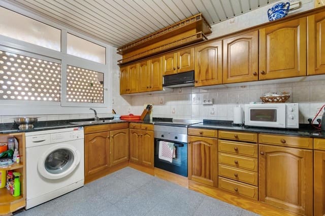 4 slaapkamer Appartement te koop in La Zenia, Orihuela met zwembad - € 299.000 (Ref: 8793324)